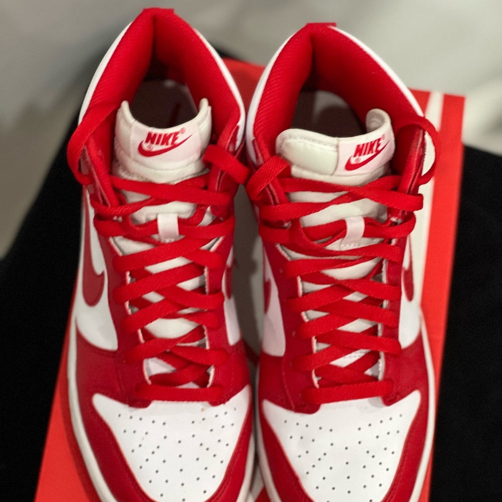 Nike DUNK High (GS) - Picture 2 of 5